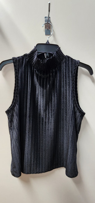 Vist Large View of Product Image Which is Used Unbranded Sleeveless Top M-8/10