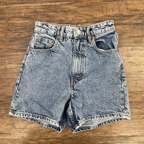 Vist Large View of Product Image Which is Used Zara Shorts 0-25