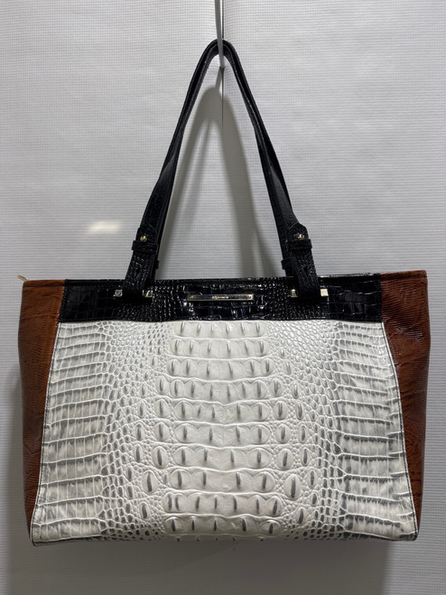 Vist Large View of Product Image Which is Front of bag 