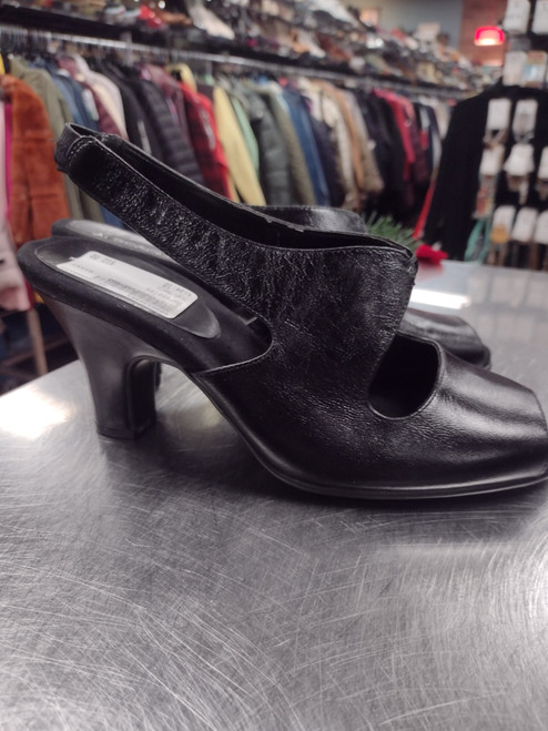 Vist Large View of Product Image Which is Used Aerosoles High Heels 10