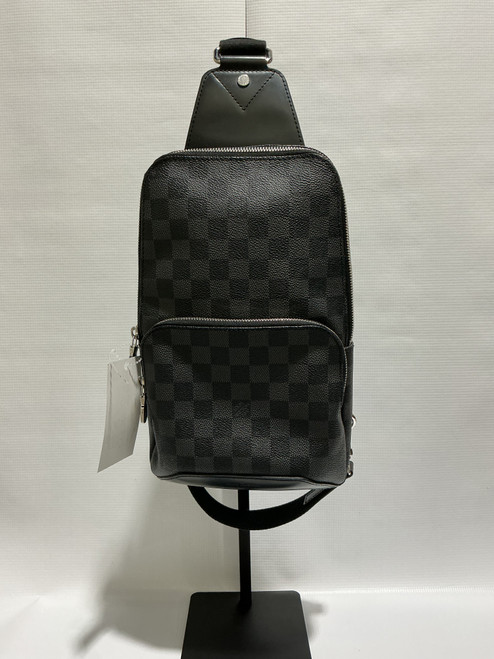 Vist Large View of Product Image Which is Used Louis Vuitton Xlarge Leather Handbag