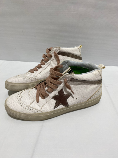 Vist Large View of Product Image Which is Used Unbranded Casual Shoes 9