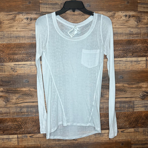 Vist Large View of Product Image Which is Used Lululemon Athletica Active Long Sleeve S-4/6