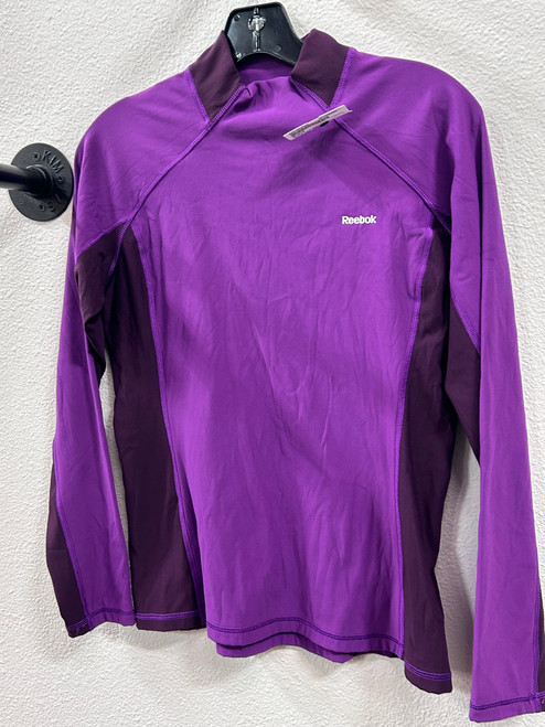 Vist Large View of Product Image Which is Used Reebok Active Long Sleeve M-8/10