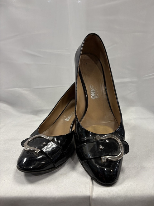 Vist Large View of Product Image Which is Used Salvatore Ferragamo Low Heels 9.5