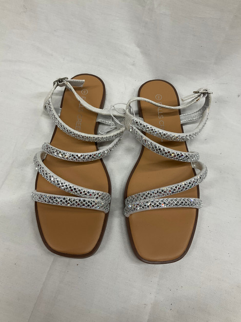 Vist Large View of Product Image Which is Used Falls Creek Sandals 8