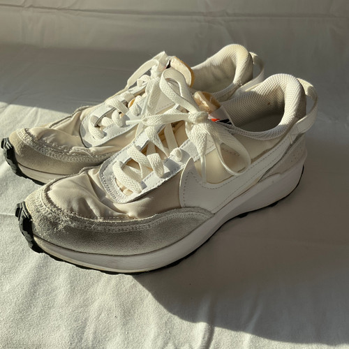 Vist Large View of Product Image Which is Used Nike Performance Shoes 7