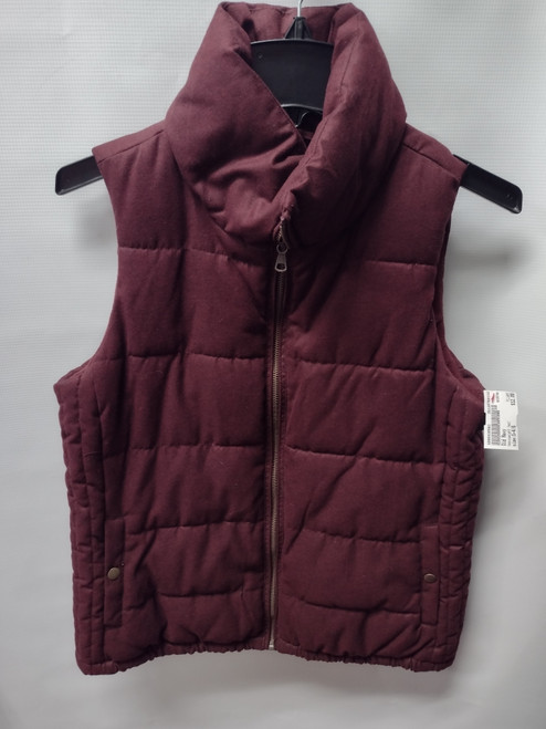 Vist Large View of Product Image Which is Used Old Navy Heavyweight Vest S-4/6