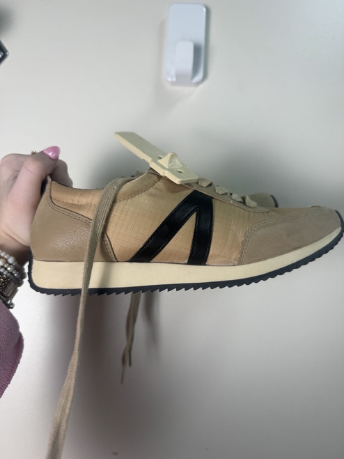 Vist Large View of Product Image Which is Used Mia Casual Shoes 8