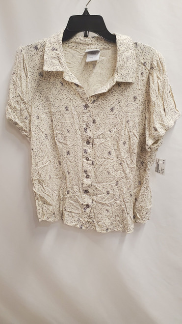 Vist Large View of Product Image Which is Used Torrid Short Sleeve Top 1X-18