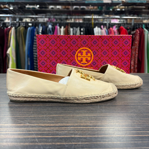 Vist Large View of Product Image Which is Used Tory Burch Flats 6