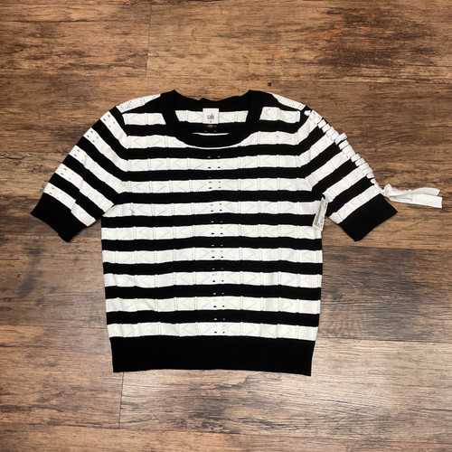 Vist Large View of Product Image Which is Used Cabi Short Sleeve Top M-8/10