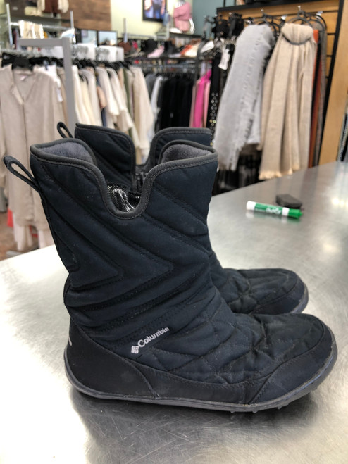 Vist Large View of Product Image Which is Used Columbia Outerwear Boots 9.5