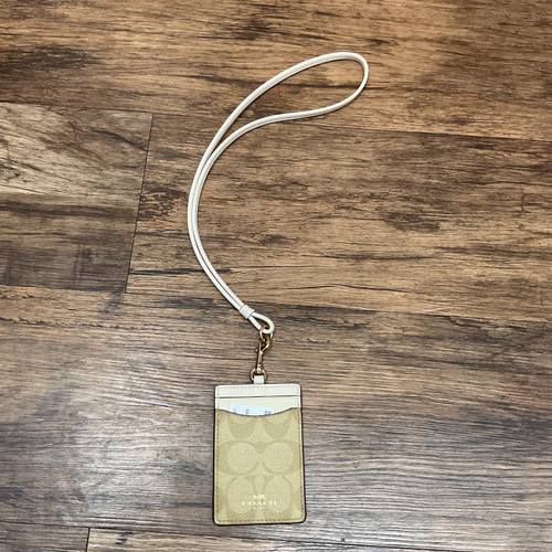 Vist Large View of Product Image Which is Used Coach Wallet