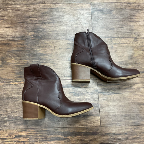 Vist Large View of Product Image Which is Used Sonoma Life+Style Ankle Boots 8.5