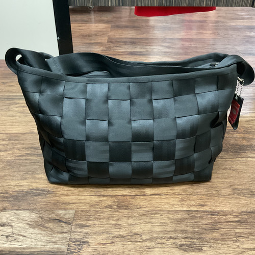 Vist Large View of Product Image Which is Used Seatbelt Bag Large Handbag