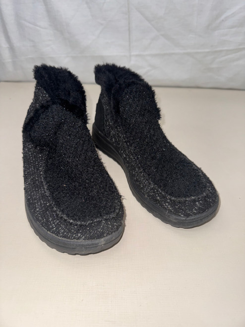 Vist Large View of Product Image Which is Used Hey Dude Casual Shoes 9