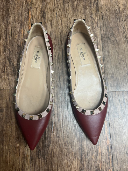 Vist Large View of Product Image Which is Used Valentino Flats 5.5