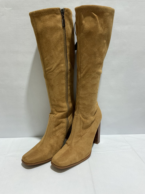 Vist Large View of Product Image Which is Used Bongo Tall Boots 7