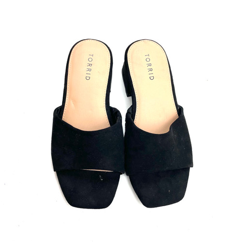 Vist Large View of Product Image Which is Used Torrid Low Heels 7.5