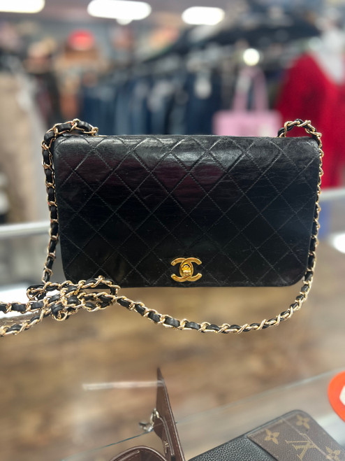 Vist Large View of Product Image Which is Used Chanel Small Leather Handbag