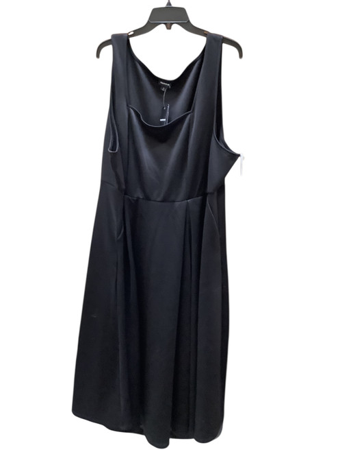 Vist Large View of Product Image Which is Used Torrid Long Dress B 5X-26
