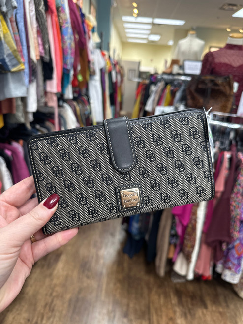 Vist Large View of Product Image Which is Used Dooney & Bourke Wallet