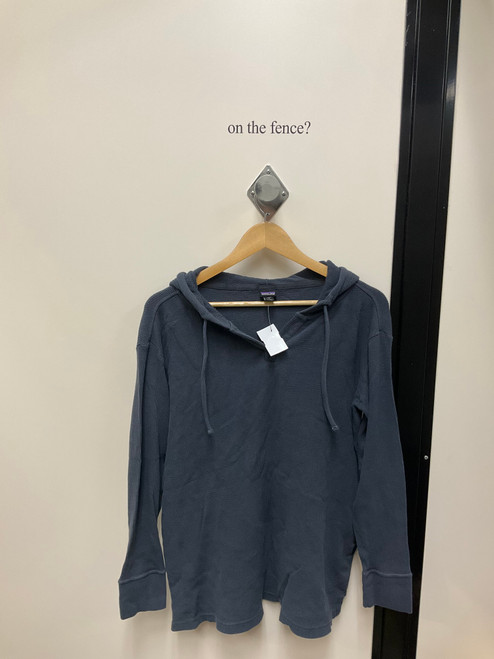 Vist Large View of Product Image Which is Used Patagonia Long Sleeve Top M-8/10