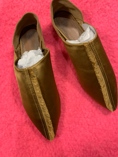 Vist Large View of Product Image Which is Used Zara Flats 10