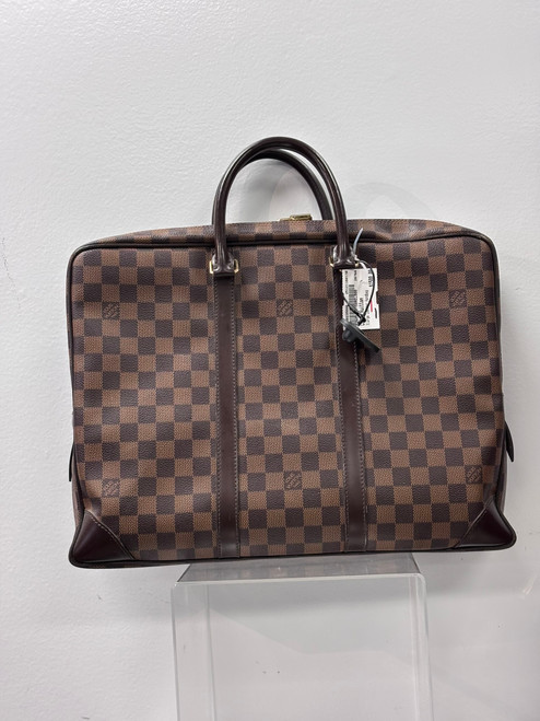 Vist Large View of Product Image Which is Used Louis Vuitton Xlarge Leather Handbag