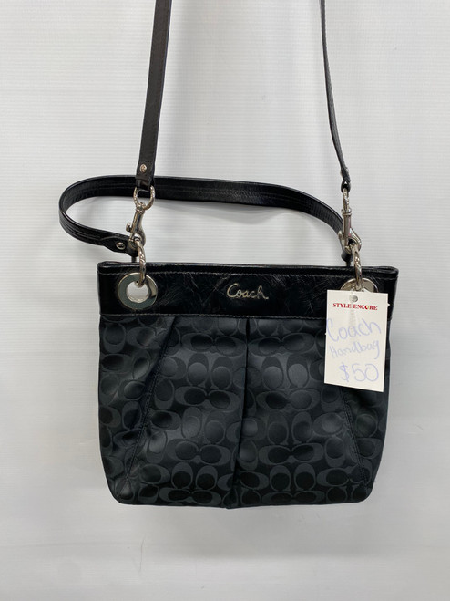 Vist Large View of Product Image Which is Used Coach Large Handbag