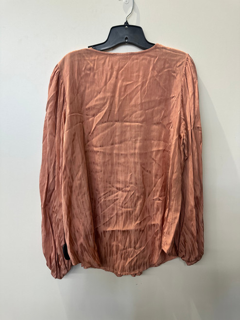 Vist Large View of Product Image Which is Used Jodifl Long Sleeve Top S-4/6