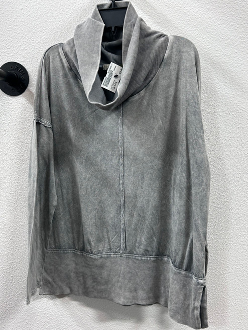 Vist Large View of Product Image Which is Used Unbranded Long Sleeve Top S-4/6