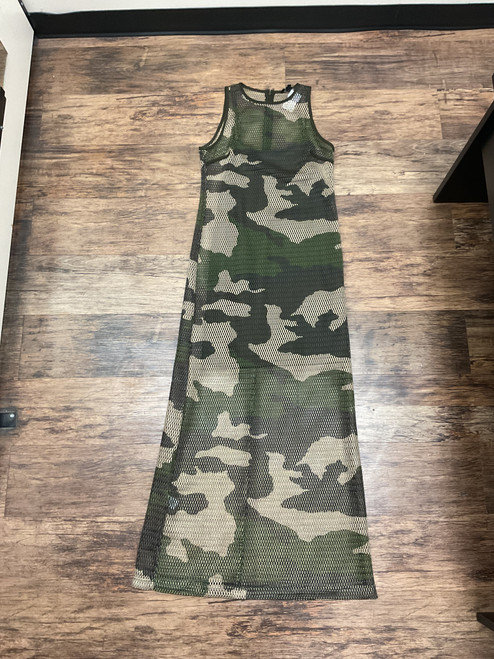 Vist Large View of Product Image Which is Used Worth Long Dress B M-8/10