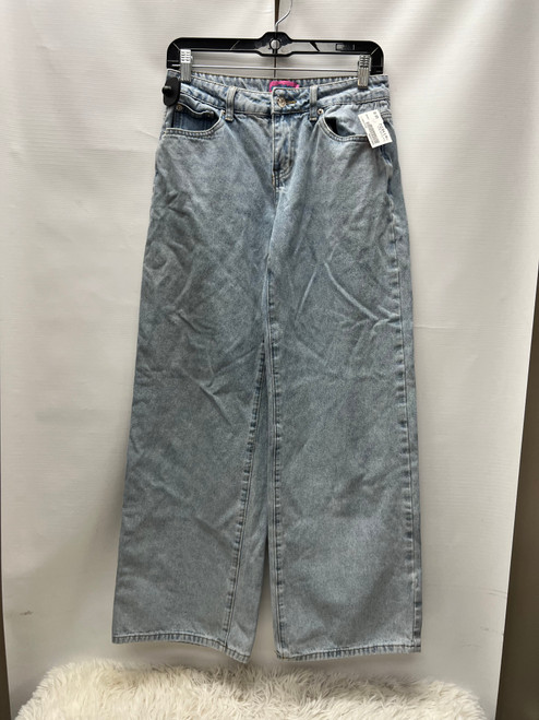 Vist Large View of Product Image Which is Used Edikted Denim S 4-6/27-28