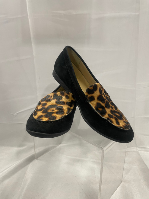 Vist Large View of Product Image Which is Used Dansko Clogs 7