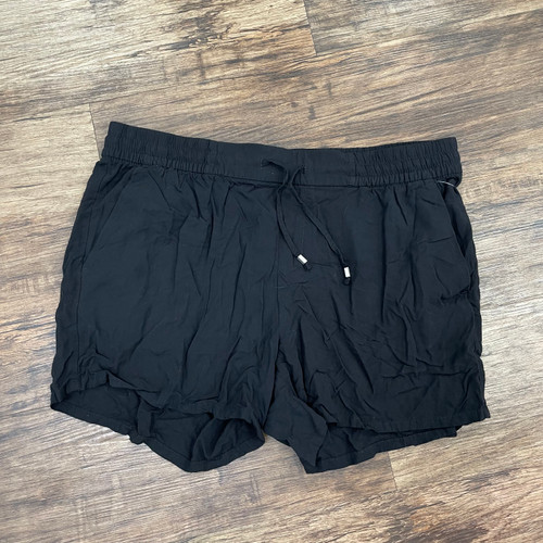 Vist Large View of Product Image Which is Used Old Navy Shorts 12-31