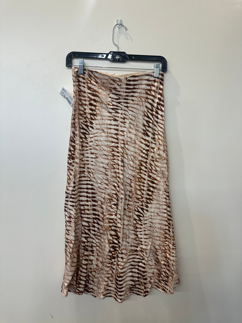 Vist Large View of Product Image Which is Used Unbranded Long Skirt 4-27