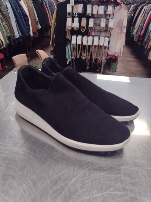 Vist Large View of Product Image Which is Used Via Spiga Casual Shoes 7