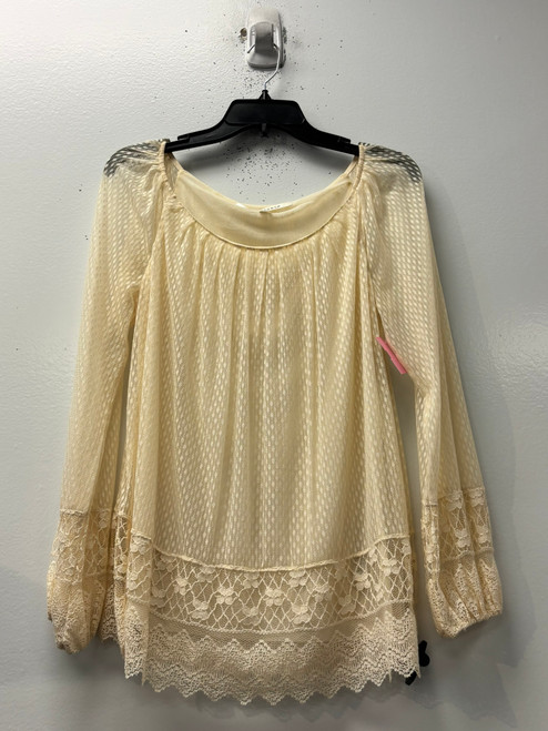 Vist Large View of Product Image Which is Used Max Studio Long Sleeve Top S-4/6