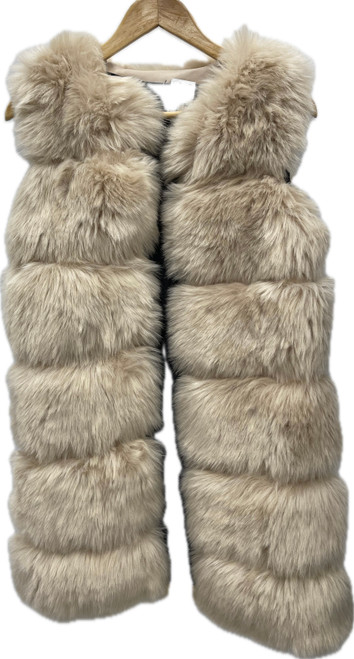 Vist Large View of Product Image Which is Used The Beauty Optimal Product Lightweight Vest M-8/10