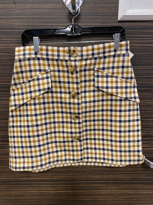 Vist Large View of Product Image Which is Used H & M Short Skirt 10-30