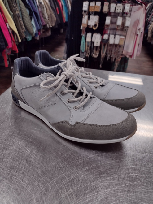 Vist Large View of Product Image Which is Used Bull Boxer Mens Casual Shoes 11