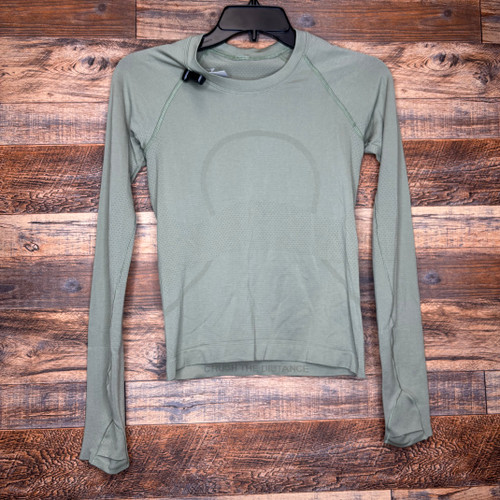 Vist Large View of Product Image Which is Used Lululemon Athletica Active Long Sleeve M-8/10