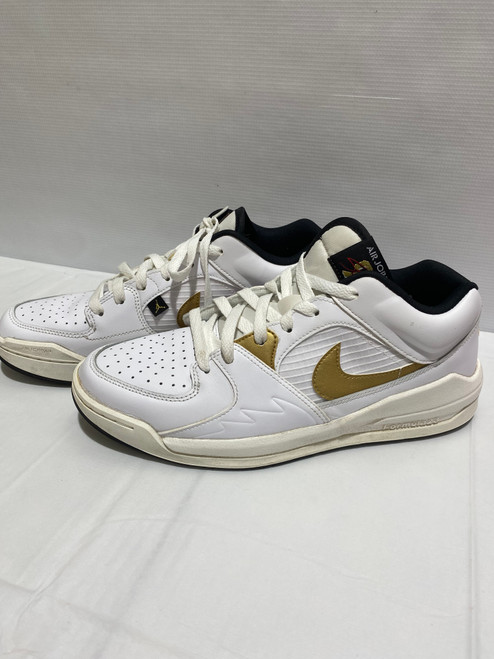 Vist Large View of Product Image Which is Used Nike Mens Athletic Shoes 10