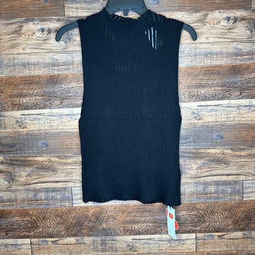 Vist Large View of Product Image Which is NWT Cider Sleeveless Top 4X-24