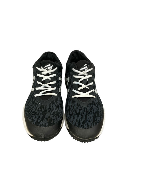 Vist Large View of Product Image Which is Used New Balance Performance Shoes 8