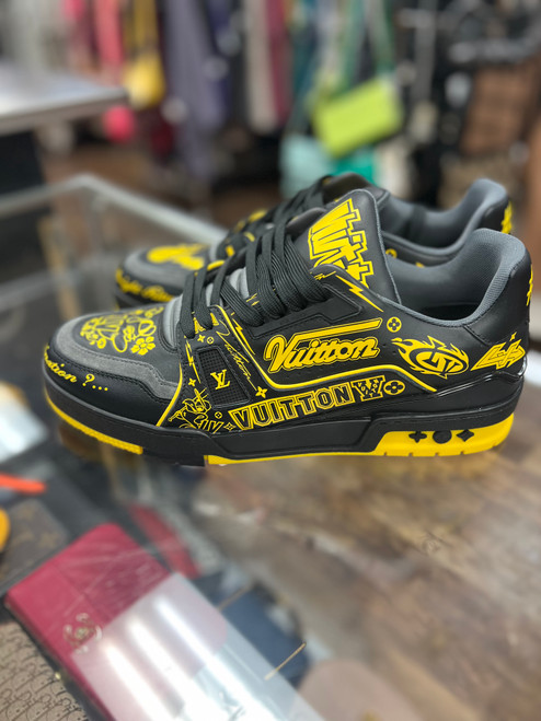 Vist Large View of Product Image Which is Used Louis Vuitton Casual Shoes 10.5