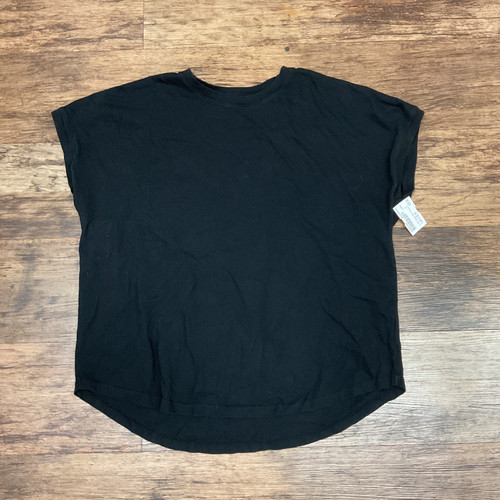 Vist Large View of Product Image Which is Used Le Bon Shoppe Short Sleeve Top L-12/14