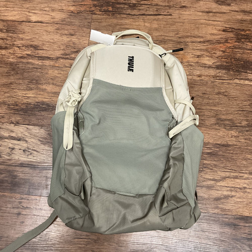 Vist Large View of Product Image Which is Used Thule Sweden Large Backpack